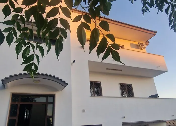 La Loggia sul mare